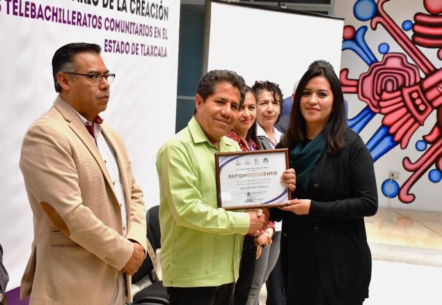 Telebachilleratos Comunitarios celebran décimo Aniversario