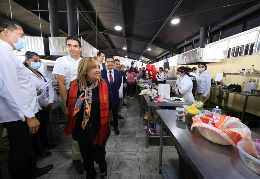 Inauguró Gobernadora Octavo Concurso Nacional Gastronómico de los ICATLAX 2023