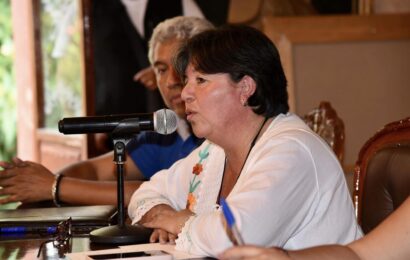 Reafirma Maribel Pérez Arenas su compromiso y apoyo a artesanos locales