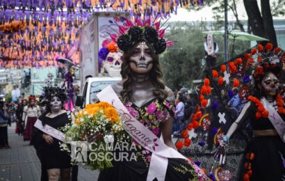 Presencia gobernadora desfile de “Tlaxcala, la feria de ferias 2023”
