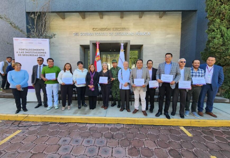 Recibe Ayuntamiento de Tlaxcala equipo de cómputo para seguridad