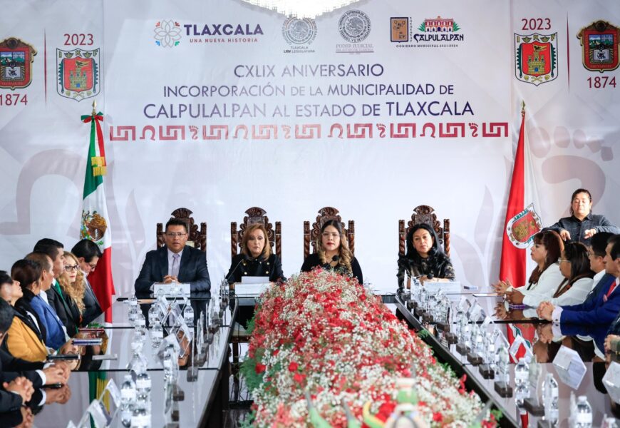 Asistió Gobernadora a la conmemoración del CXLIX Aniversario de Calpulalpan