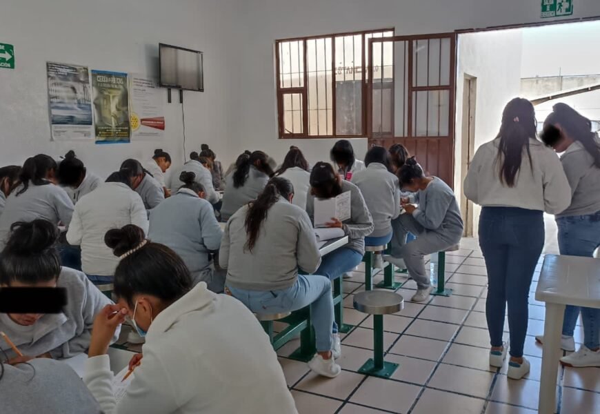 Atiende SEPE-USET a 220 personas privadas de la libertad con instrucción de preparatoria Atiende SEPE-USET a 220 personas privadas de la libertad con instrucción de preparatoria