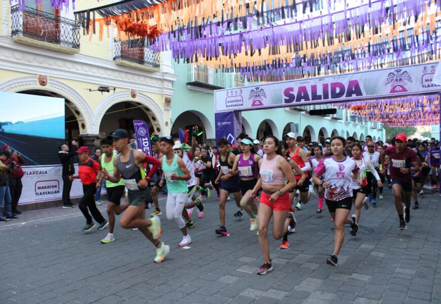 Tlaxcala Capital vive fiesta deportiva con medio maratón internacional