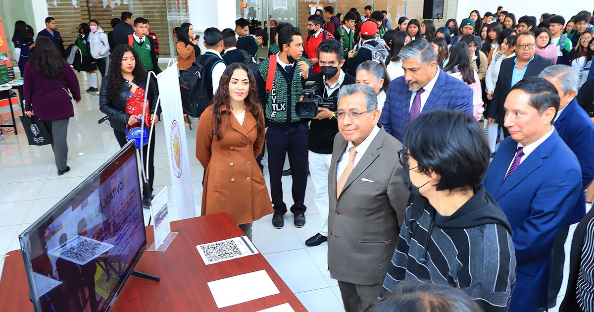 La Universidad Autónoma de Tlaxcala impulsa la elección informada de carreras con la "Segunda Feria Profesiográfica