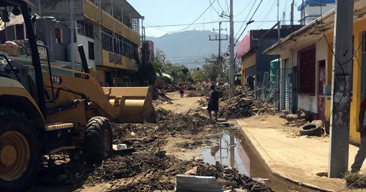 Gobierno de Tlaxcala continúa apoyando a Guerrero tras el huracán Otis