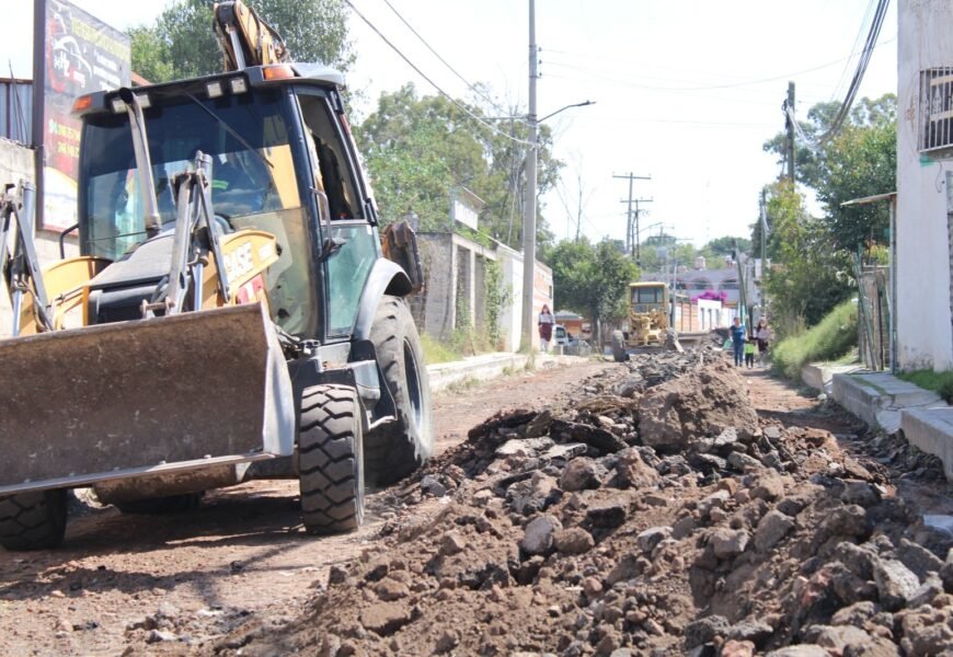 Rehabilita Ayuntamiento de Tlaxcala calles en la colonia la Joya