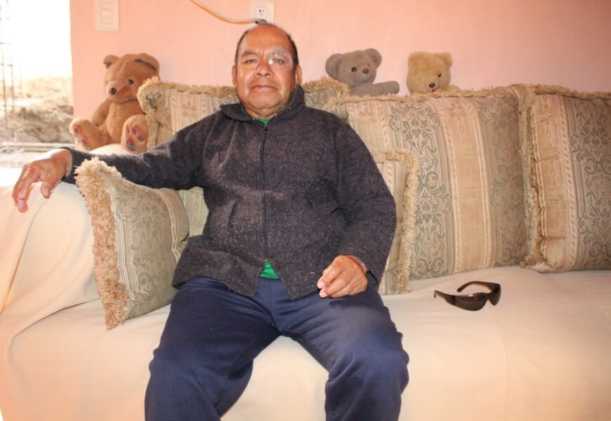 Gobernadora ayuda a paciente con cataratas Gobernadora ayuda a paciente con cataratas