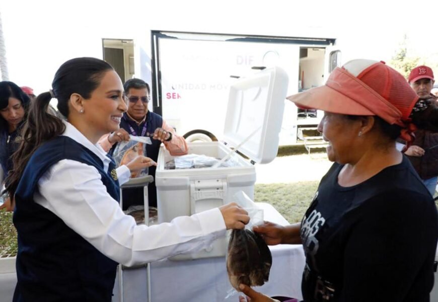 Carrusel de Información y Servicios del Sedif impacta positivamente a más de 10 mil personas en 2023