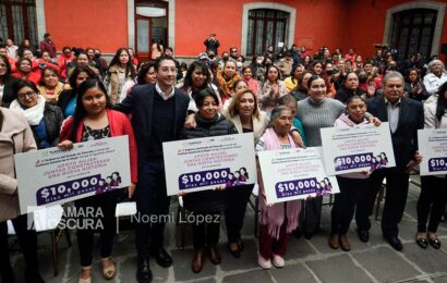 Gobernadora Lorena Cuéllar impulsa emprendimientos de mujeres tlaxcaltecas con apoyos económicos