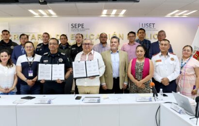 Signan convenio SEPE-USET y SSC para prevenir y proteger al sector salud