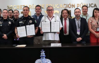 Firman convenio de colaboración SEPE y SSC para brindar preparatoria abierta a elementos policiacos