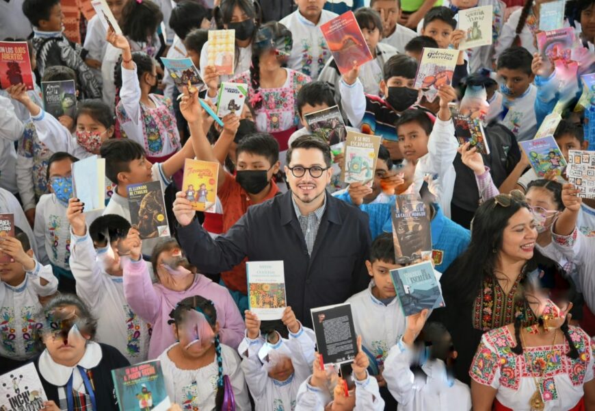 Celebran el día mundial del libro en Tlaxcala