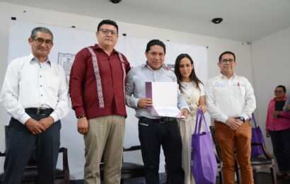 Reconocen UTT y SEDIF a estudiantes por destacadas participaciones en competencias de robótica