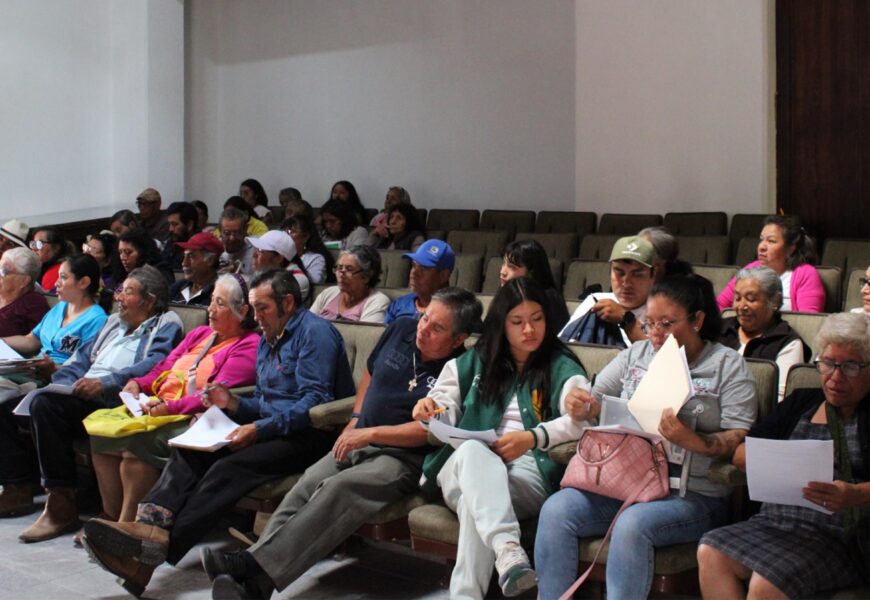 Orienta DAM a adultos mayores para trámite de nuevas visas americanas