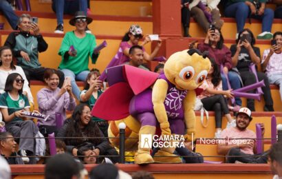 «Lucy» ilumina con magia y color la zona fan fest del torneo olímpico y cada partido
