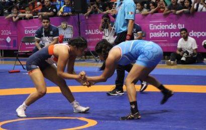 Gana Tlaxcala su primer medalla de plata en luchas asociadas