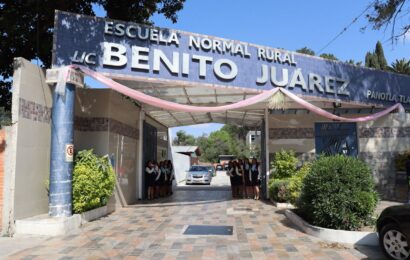 Escuela Normal Rural “Lic. Benito Juárez” obtiene certificación internacional