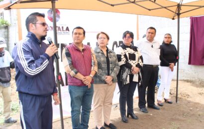 Entrega Maribel Pérez Arenas obras de beneficio en Ocotlán y Tepehitec