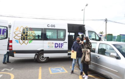 Otorga SEDIF transporte adaptado para personas con discapacidad