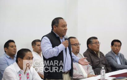 A unos días de tomar protesta al cargo, Javier Rivera presentó a su gabinete