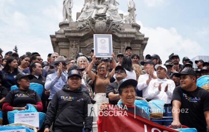 Tlaxcala logra segundo Récord Guinness por la mayor variedad de tacos de canasta