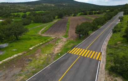 Gobernadora entrega obras en cinco municipios
