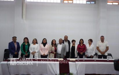 Javier Rivera Bonilla presenta a la segunda parte de su gabinete