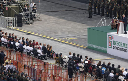 Lorena Cuéllar asistió al Sexto Informe de Gobierno de AMLO