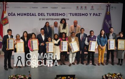 Entregan reconocimientos por Día Mundial del Turismo en Tlaxcala 2024