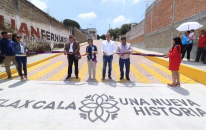 Entrega gobernadora obra pública en Tepetitla y Tocatlán