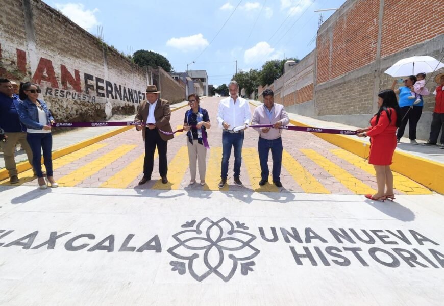 Entrega gobernadora obra pública en Tepetitla y Tocatlán Entrega gobernadora obra pública en Tepetitla y Tocatlán