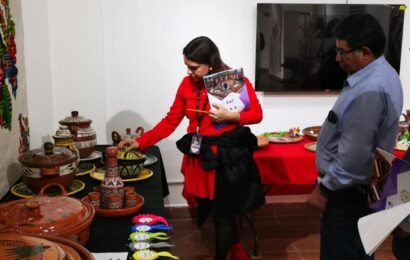 Califica jurado piezas participantes del III concurso artesanal de alfarería 2024 “Mujer Alfarera”