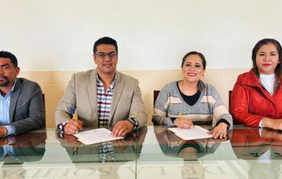ITEA firma convenio con municipios para reducir rezago educativo
