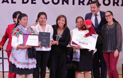 Gobernadora Entrega Premio Estatal de Contraloría 2024