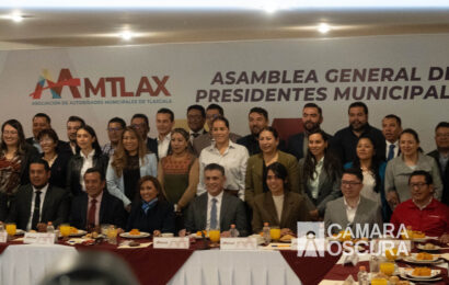 Lorena Cuéllar toma protesta a la Asamblea de Autoridades Municipales