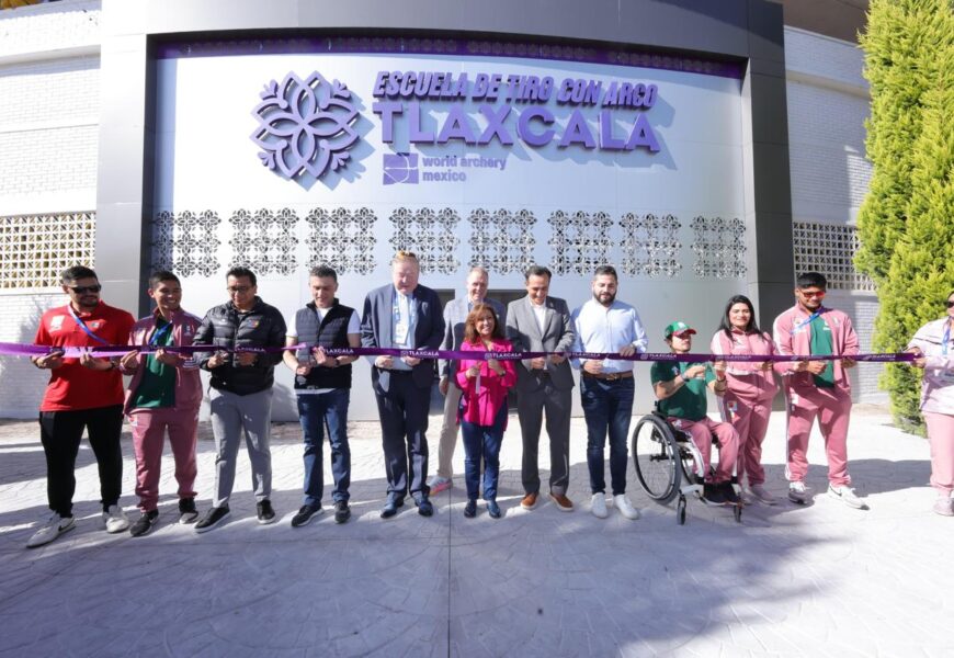 Lorena Cuéllar inaugura academia de Tiro con Arco en Tlaxcala