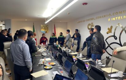 Gobernadora reconoce a policías de Chiautempan por salvar una vida