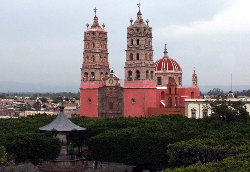 Zona de Monumentos Históricos en Salvatierra