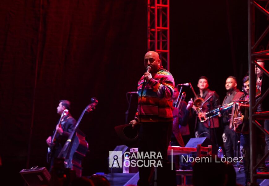 Lupillo Rivera encabezó gran noche en Tlaxcala