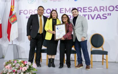 Gobernadora inaugura panel de empresarios «Mentes Creativas» del Conalep