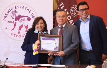 Gobierno reconoce a deportistas con el Premio Estatal 2024