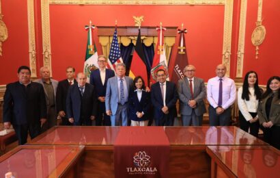 Gobierno impulsa convenio para educación dual