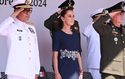 Celebra Sheinbaum 199 años de la Armada de México