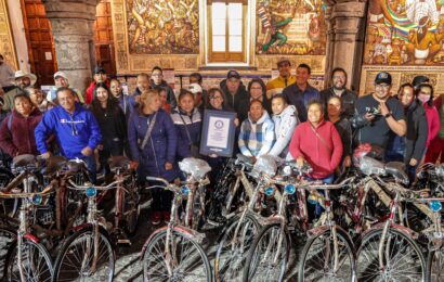 Entrega de Bicicletas a Taqueros de Xiloxochitla