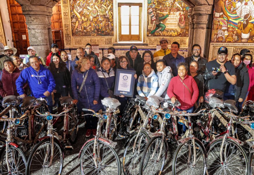 Entrega de Bicicletas a Taqueros de Xiloxochitla