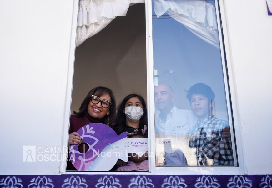 Vivienda digna: Entrega de cuartos en Contla