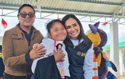 Cabalgata de Reyes lleva alegría a comunidades tlaxcaltecas