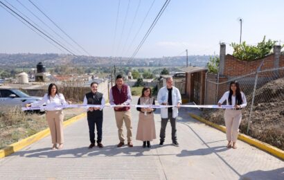 Inversiones históricas impulsan obras en Teacalco y Tetlatlahuca