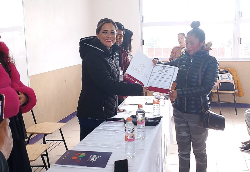 MoNAE impulsa educación para adultos mayores en Tlaxcala